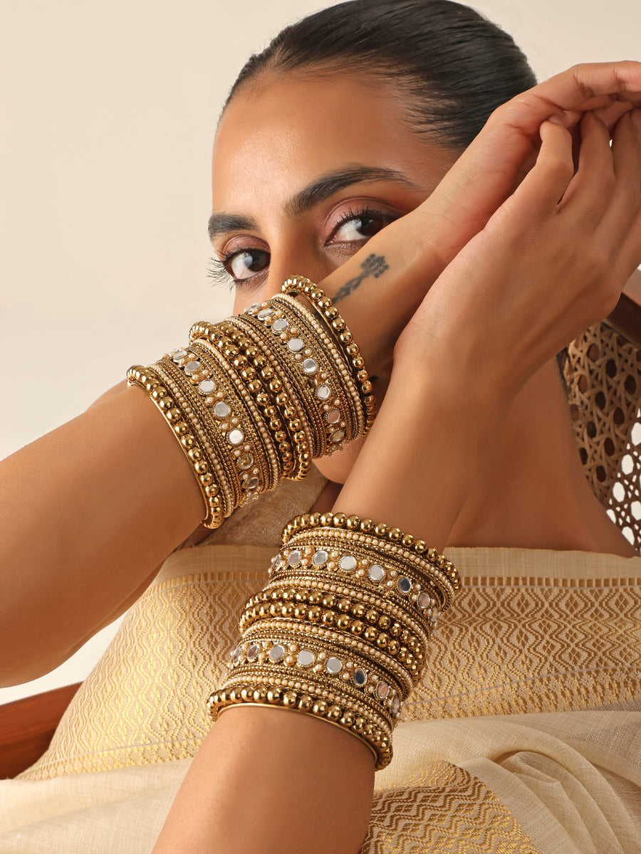 The Story of Solah Shringar: Indian Bridal Jewelry Explained – Timeless  Indian Jewelry