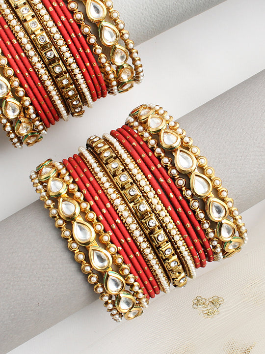 Satvika Bangle Set / Stack-Red
