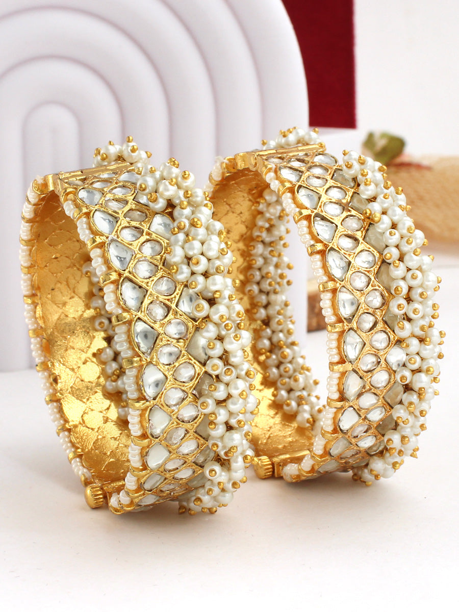 Shipra Bangle Set