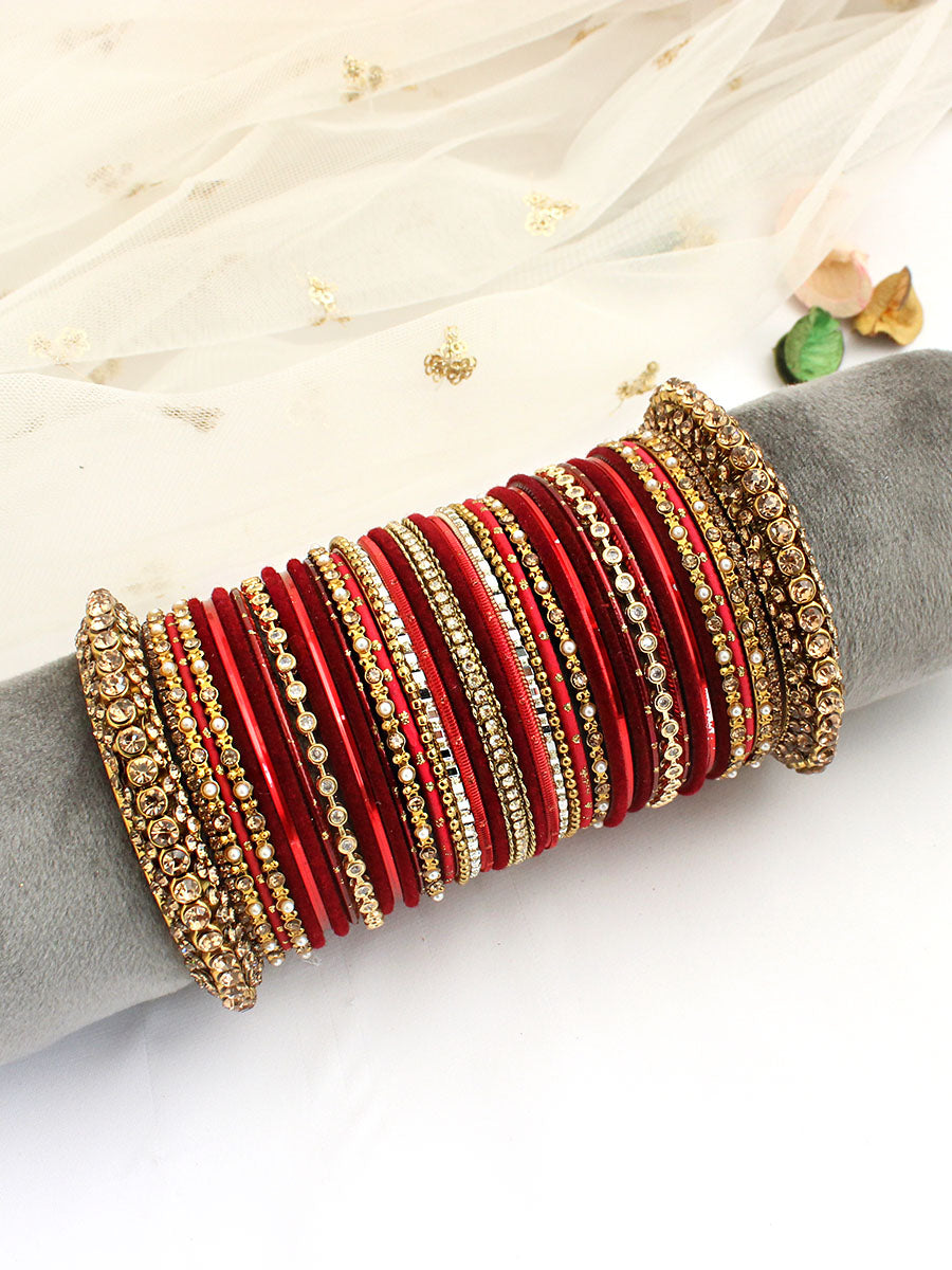 Urvashi Bangle Set / Stack
