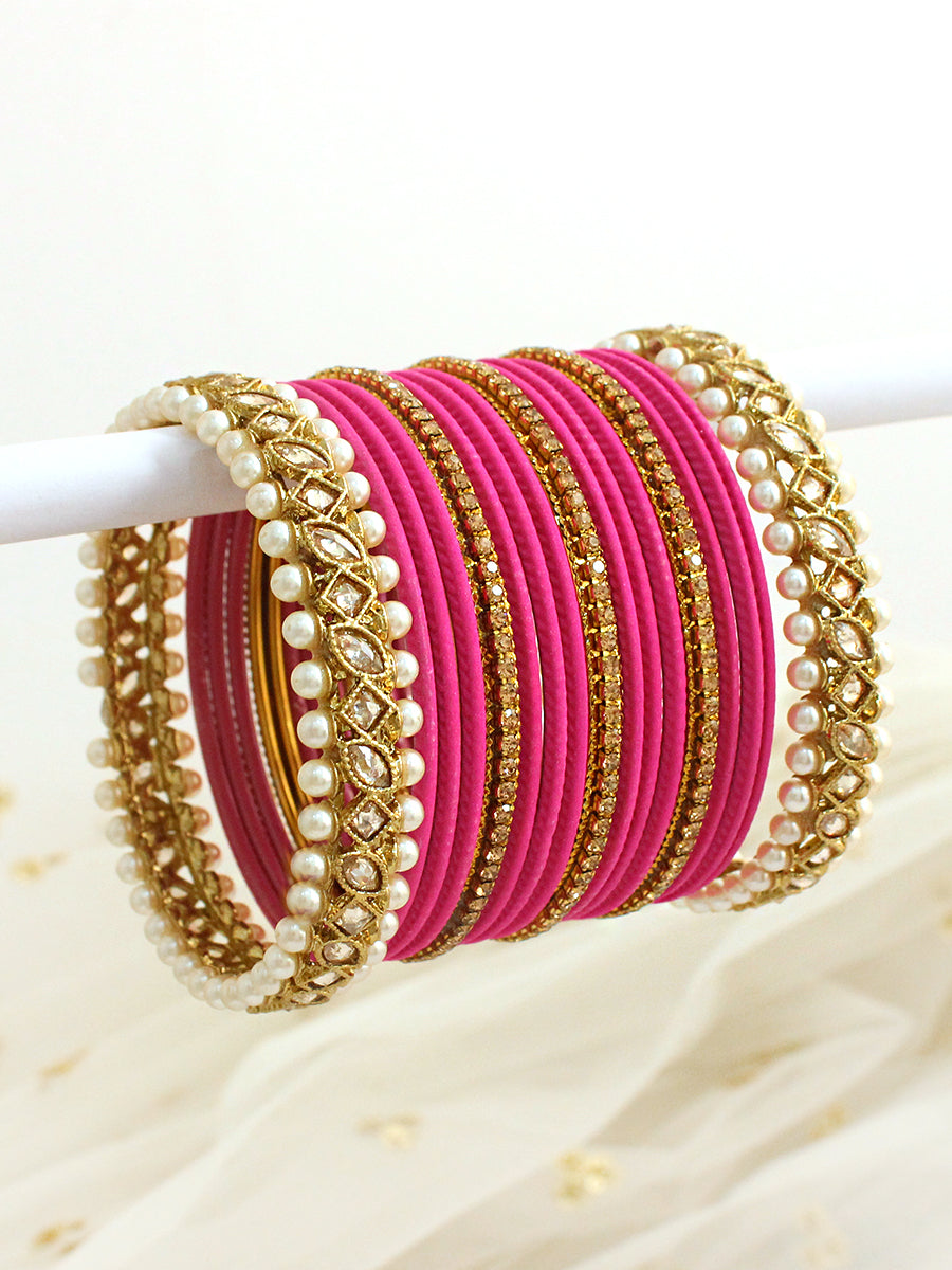 Urmi Bangle set