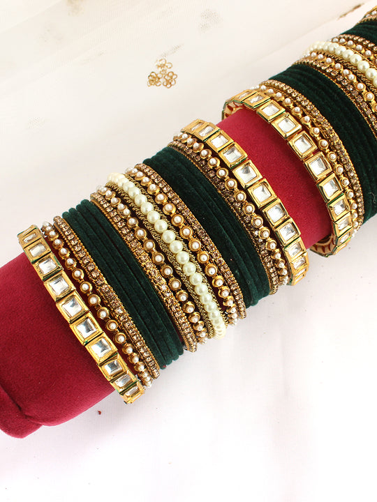 Nirvika Bangle Set / Stack-Green