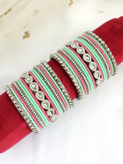 Vritika Bangle Set / Stack