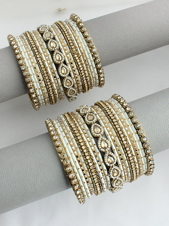 Udvi Bangle Set / Stack-White