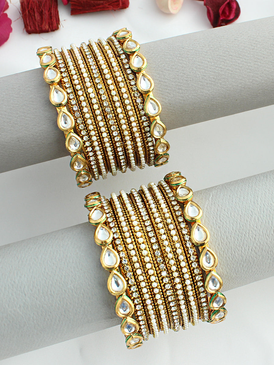 Urvi Bangle Set / Stack