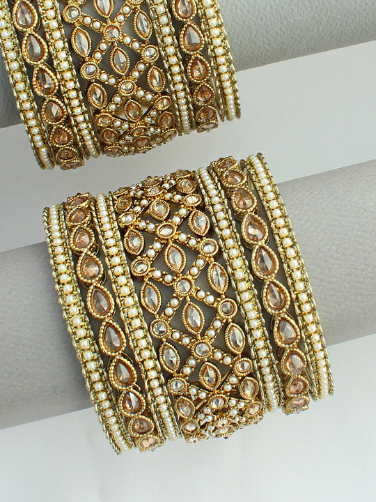 Yashvi Bangle Set / Stack-Gold