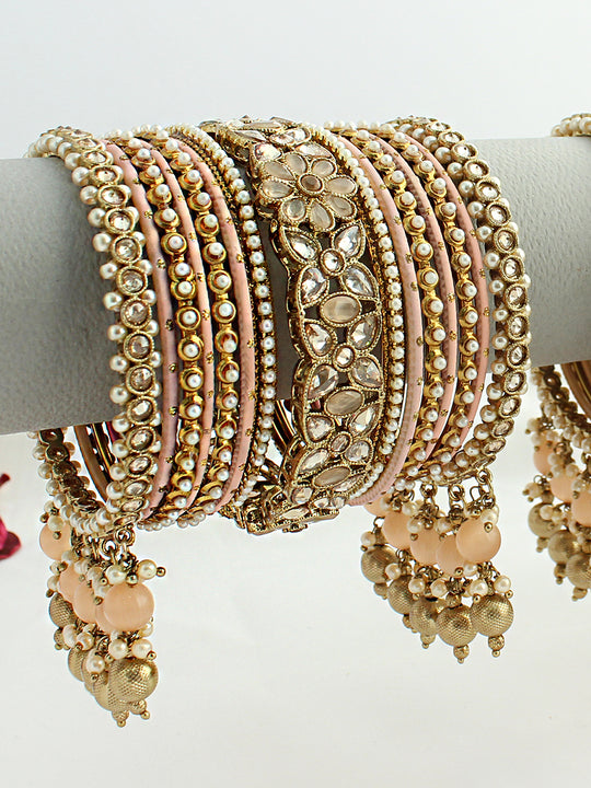 Vidhika Bangle Set / Stack -Peach