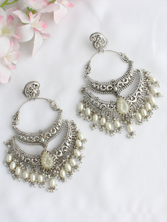 Himanshi Earrings - Silver / white