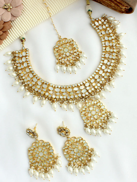 Vartika Bib Necklace Set - Ivory