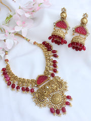 Takshavi Necklace Set