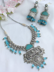 Takshavi Necklace Set