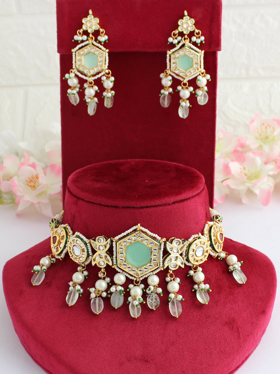 Pranali Choker Necklace Set