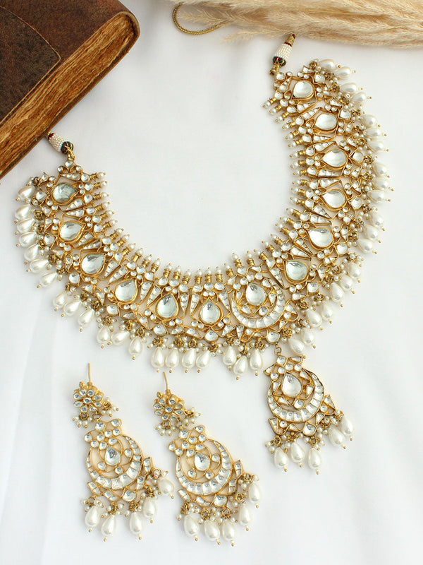 Disha Bib Necklace Set