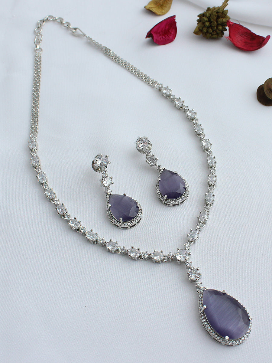 Sofia Pendant Necklace Set