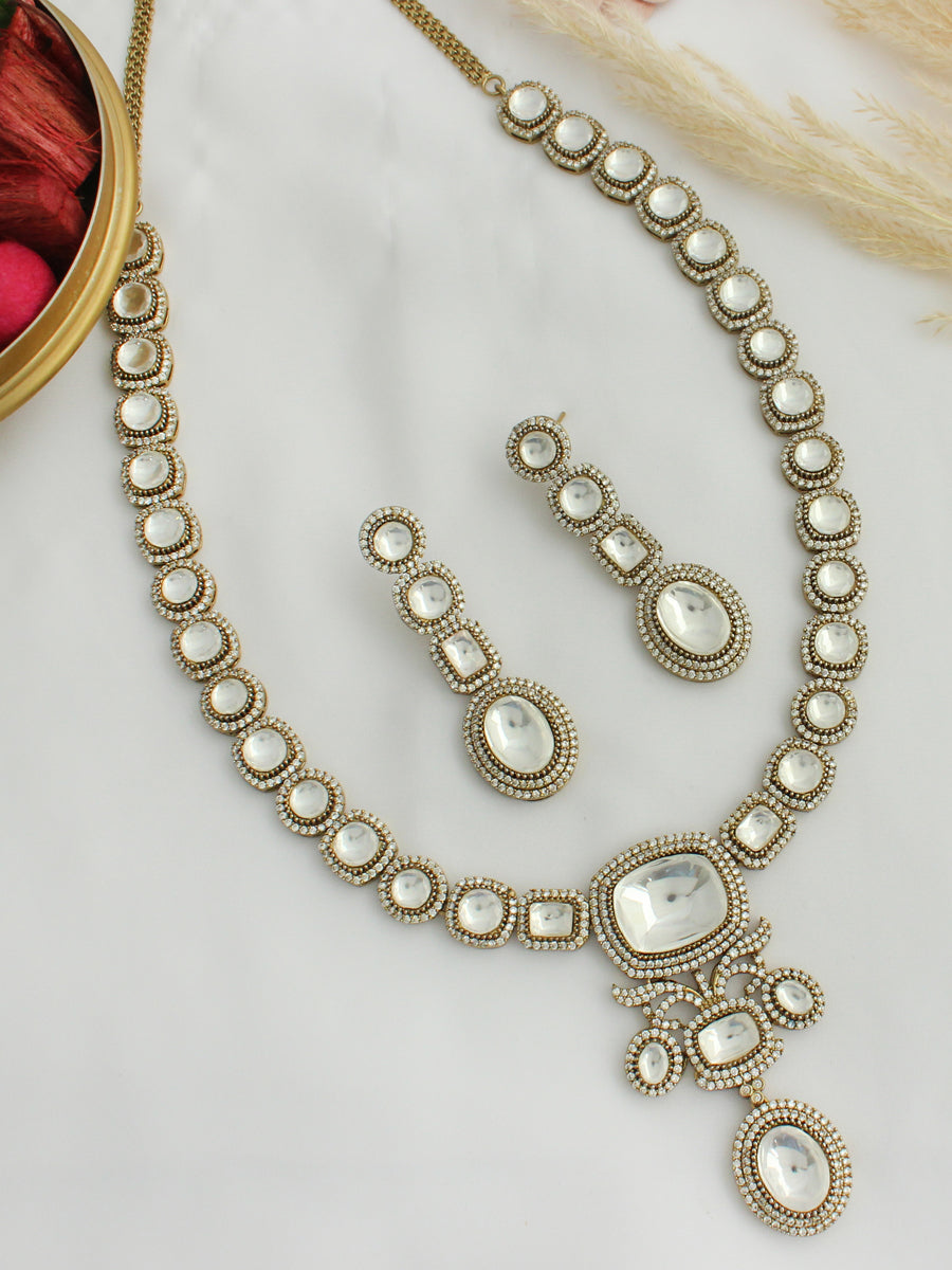 Raysha Long Necklace Set - White
