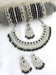 Anisha Bib Necklace Set