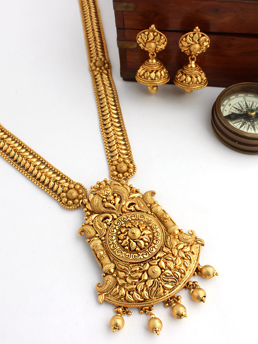 Bhanu Long Necklace Set