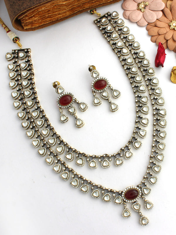 Irika Layered Necklace Set