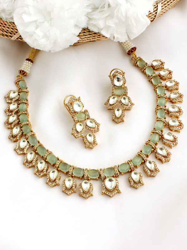 Virisha Necklace Set