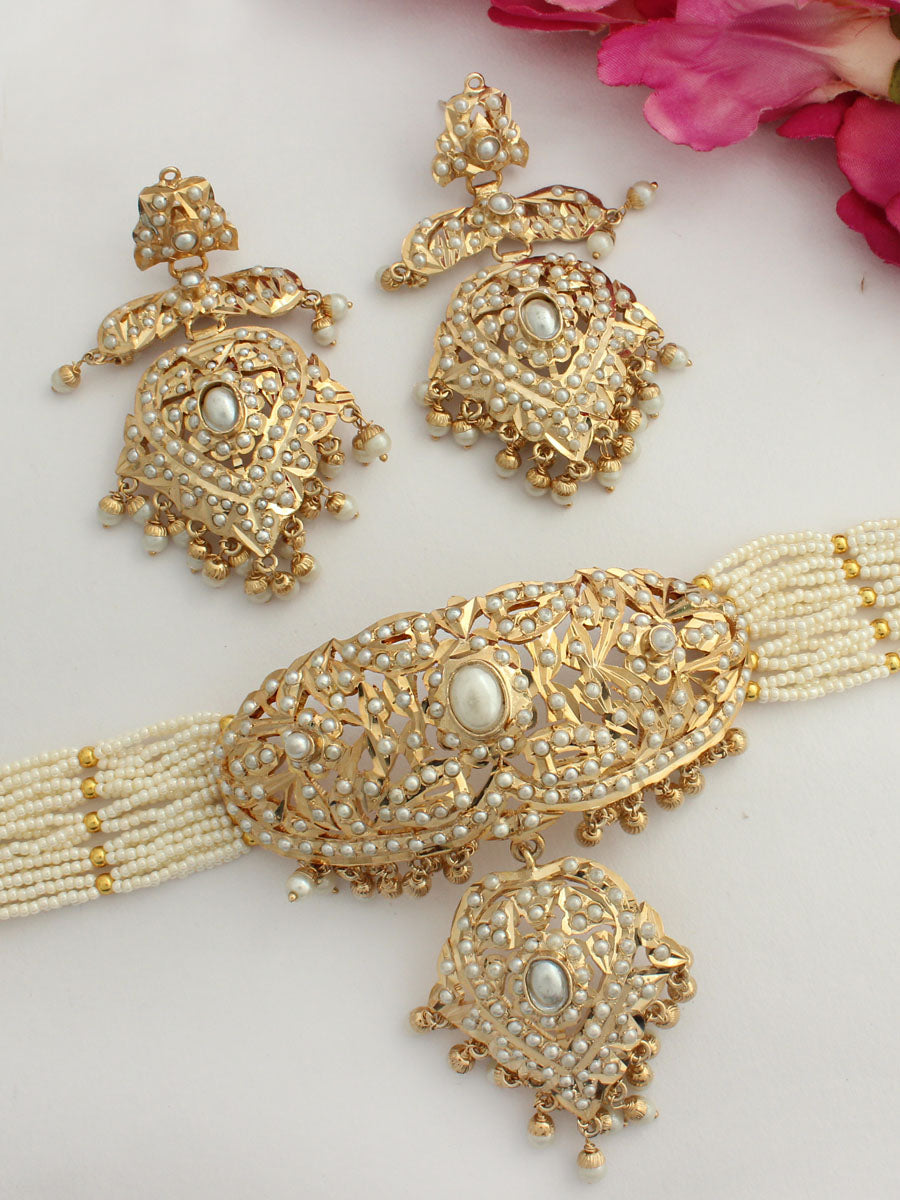 Kashifa Jadau Choker Necklace Set