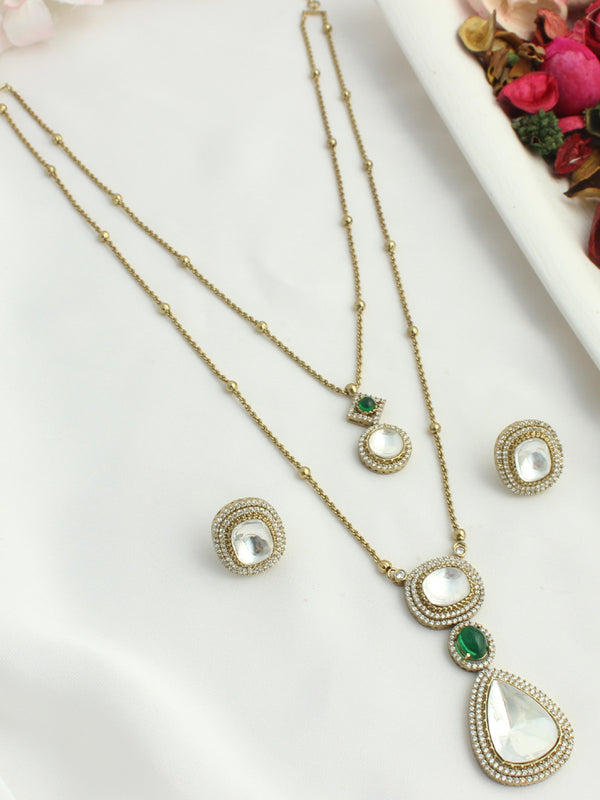 Kiana Pendant Necklace Set