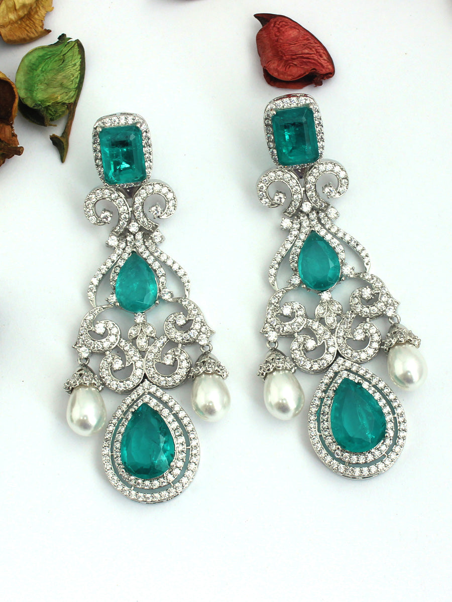 Luxurious Emerald Stud Earrings